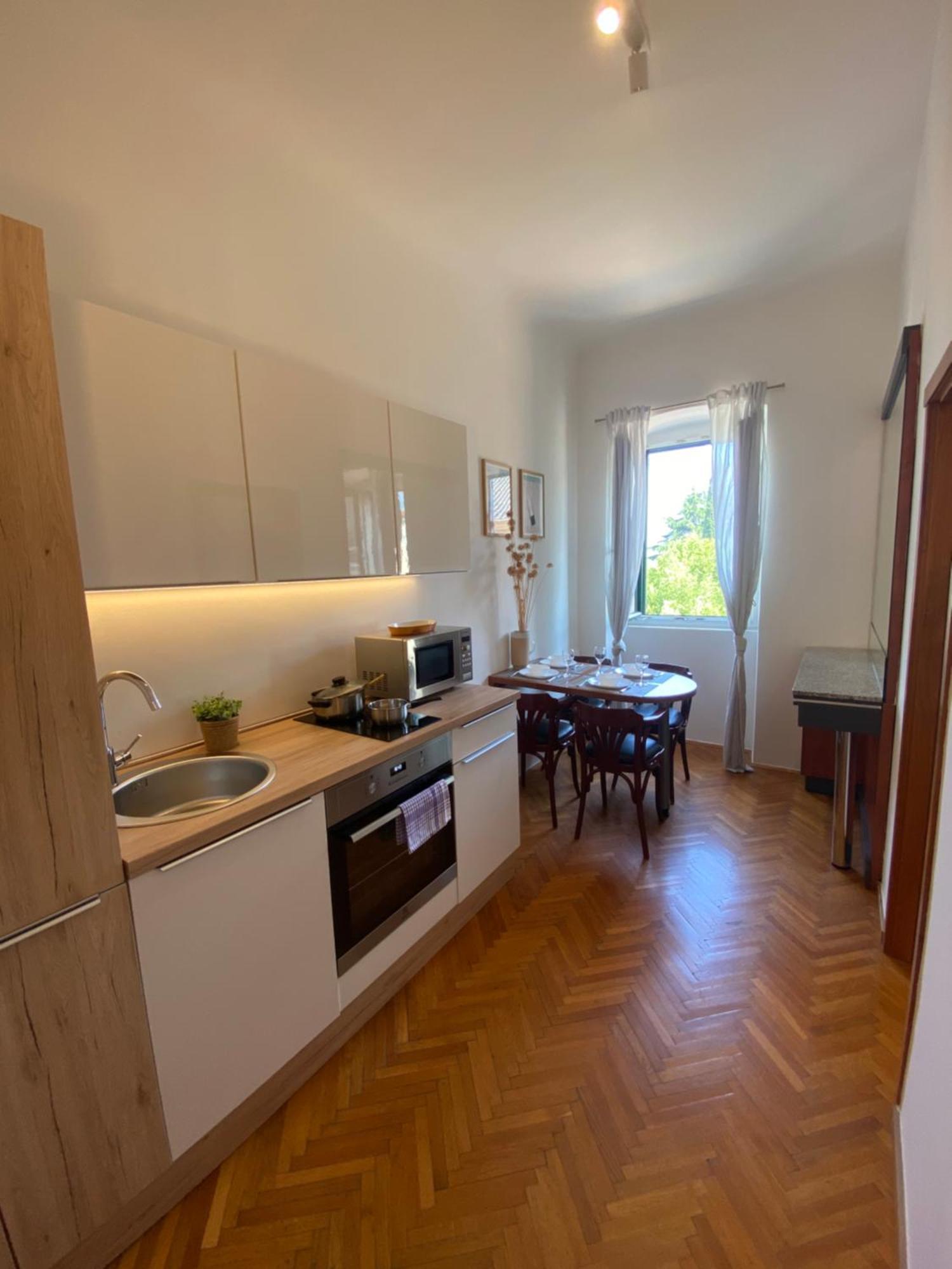 Maison Riviera Opatija Exteriör bild